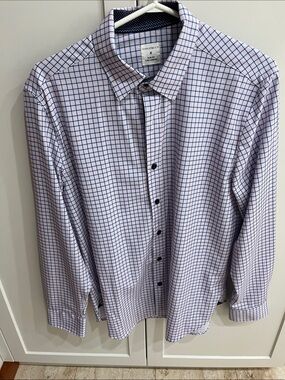 Mens blue and pink window pain slim fit dress shirt. Super stretchy!